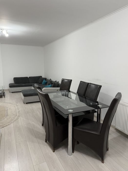 Inchiriez apartament cu 2 camere Arad Plaza