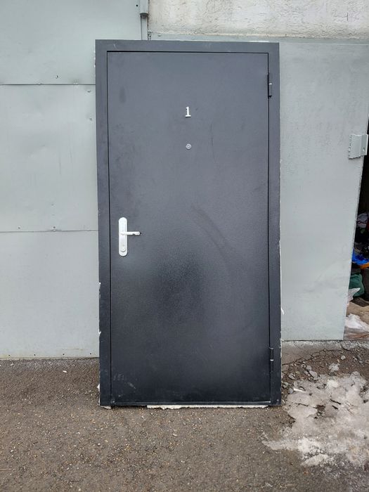 Продам дверь 200×90