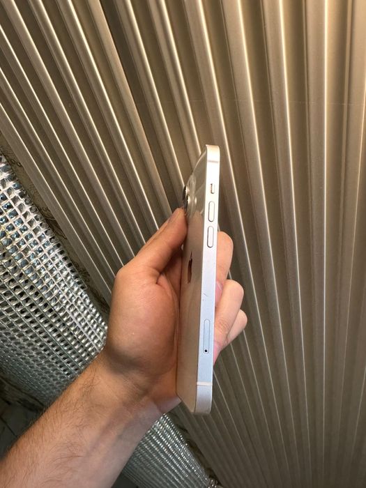 Продам IPhone 14 256gb EAC