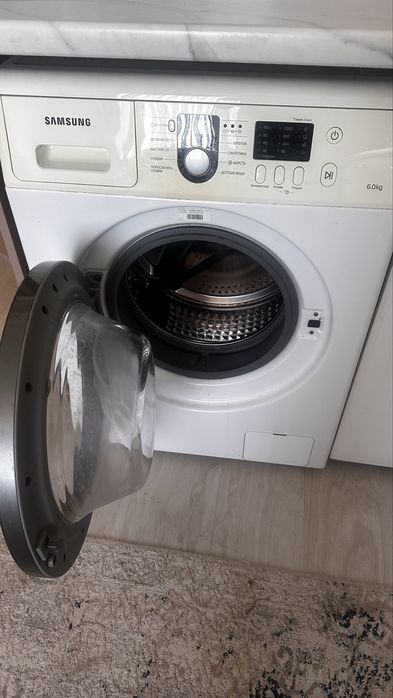 Продам сиральную машину Самсунг
