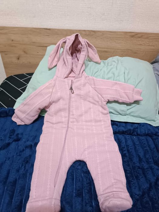 Продам комбинезон до 6 месяцев