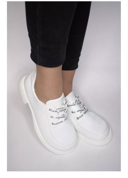 Продам полуботинки детские белые 32 размер