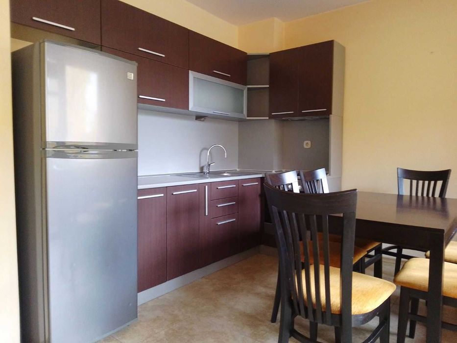 2- ен апартамент под наем