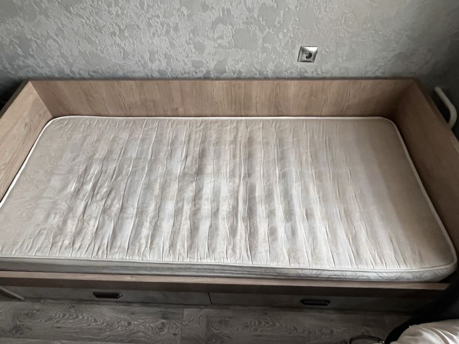 матрас одиночный