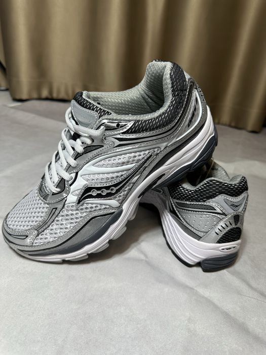 Кроссовки SAUCONY