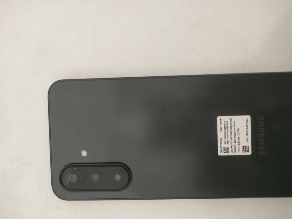 Например. Samsung a17 новая