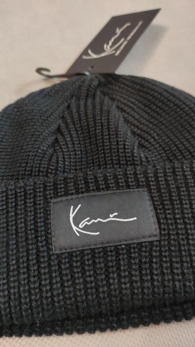 Нова зимна шапка KARL KANI