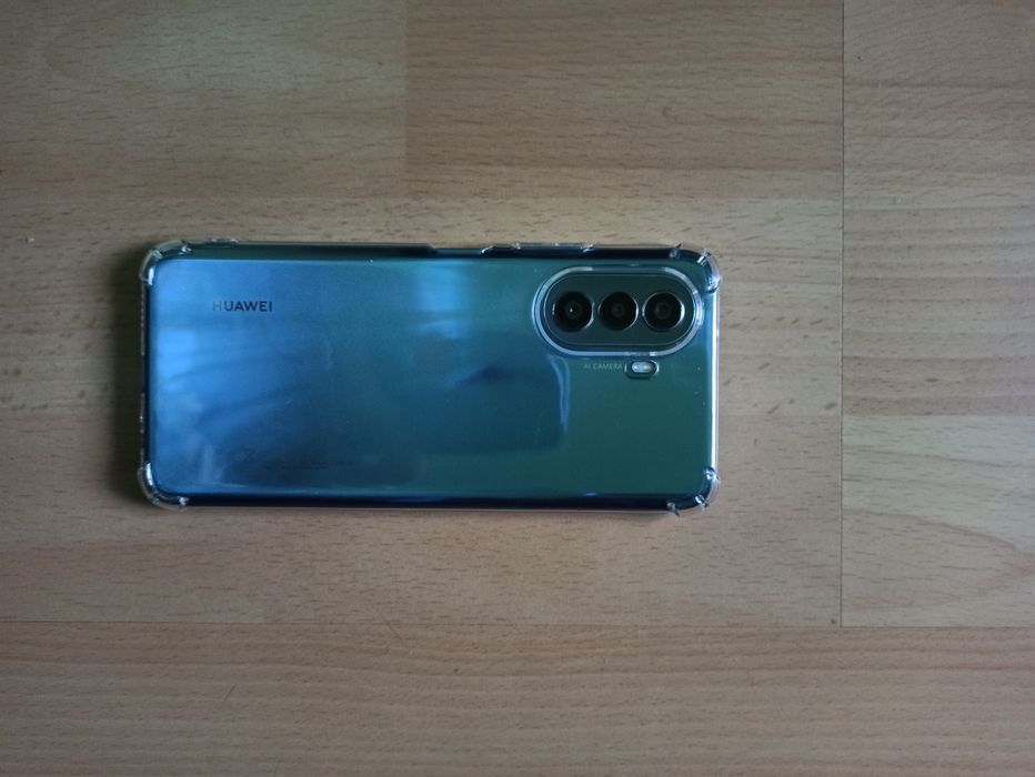 Huawei Nova y 70