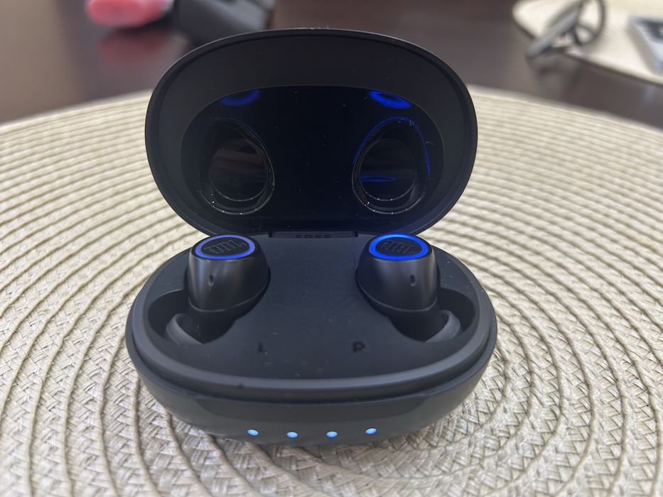 наушники JBL Free II