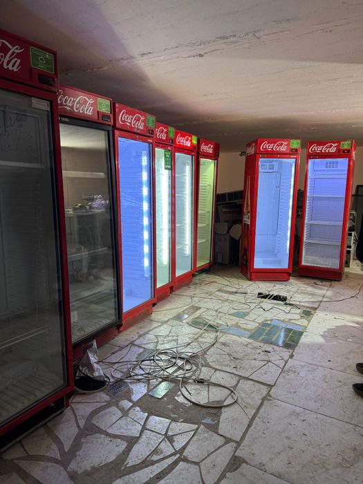 Витринный холодильник