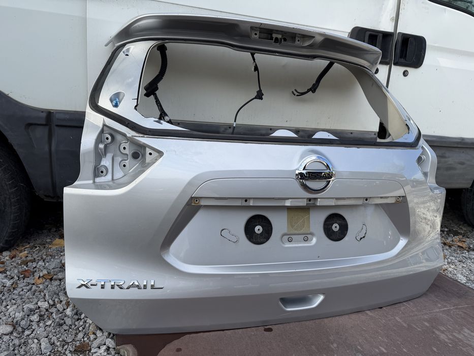 Капак Nissan X-Trail 2014 год.-
