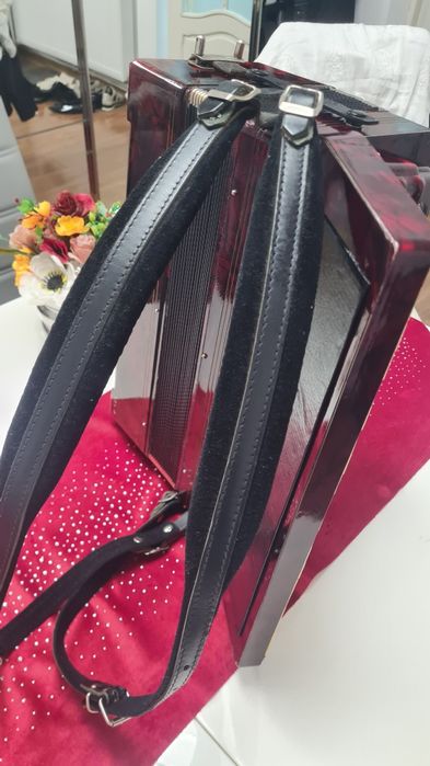 Acordeon Hohner 80basi bandon ,Parot 80,Hohner sită