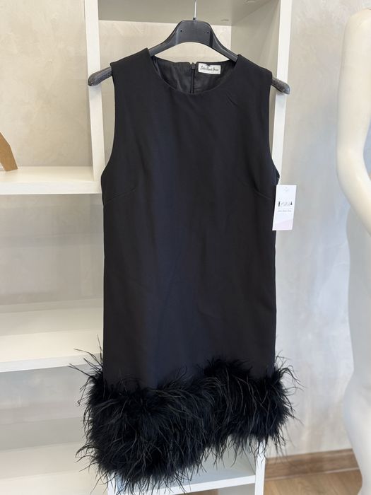 Рокля с пера LBD