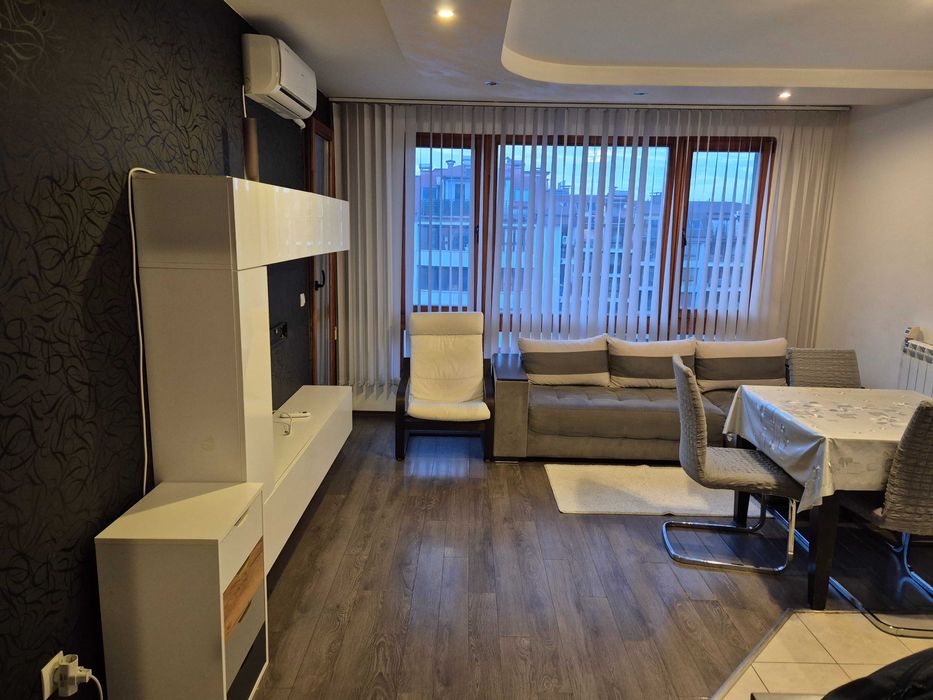 Дава се под наем Тристаен апартамент в София, Люлин 10 - 86 кв.м за 698.19 € - Снимка #3