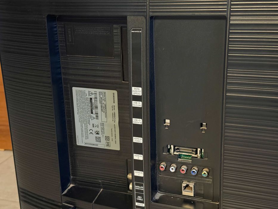 Телевизор 50" Samsung 4K 50RU7172 - UE50RU7172UXXH