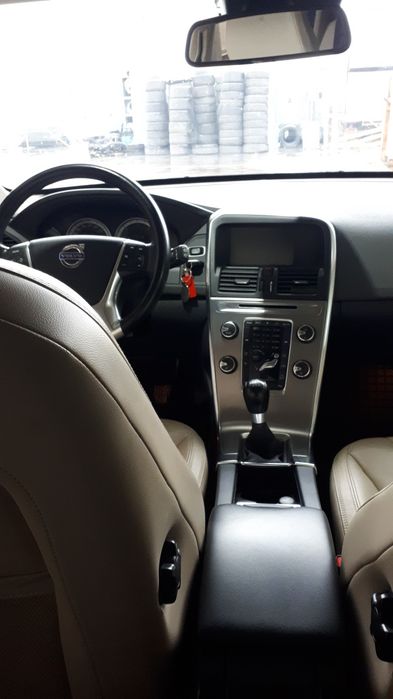 VOLVO XC60 2012 — imagine 4