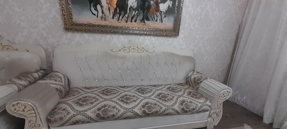 Жұмсақ жиһаз сатылады