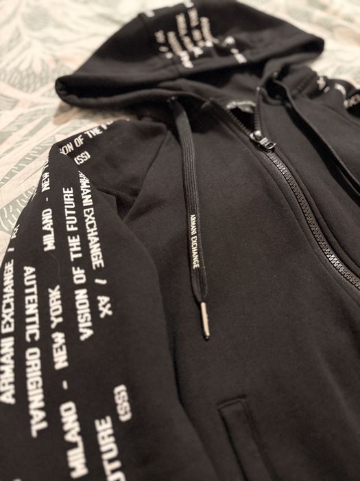Armani Exchange Sweatshirt XS оригинално горнище