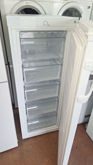 Combine frigorifice mașini de spălat second-hand