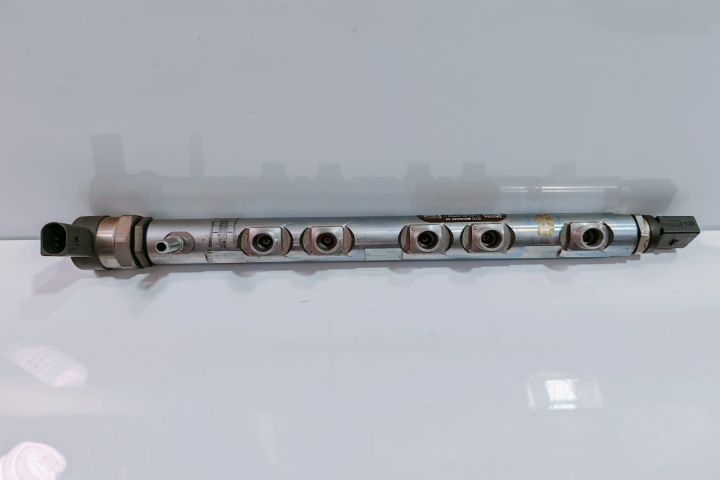 Rampa injectoare 780912805 BMW Seria 3 E90/E91/E92/E93 (facelift)