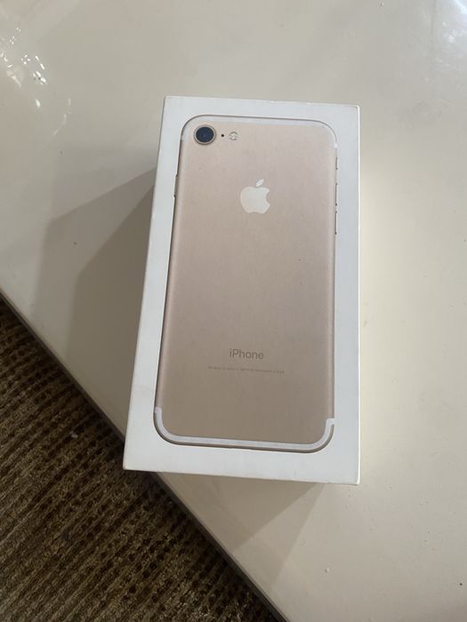 Продам Iphone 7 , gold , 128gb