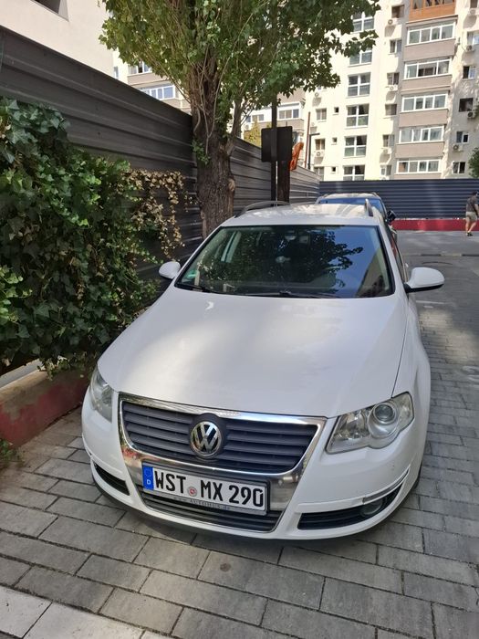 Vind VW Passat anul 2010 in stare buna. Masina este deja pe numere ro.