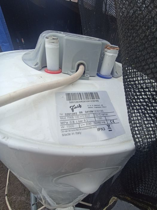 Vând Boiler electric