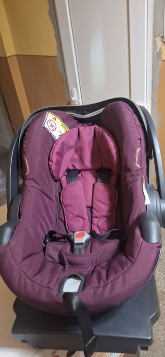Продавам бебешка количка Stokke (летен/зимен кош и столче за кола ISOFIX )