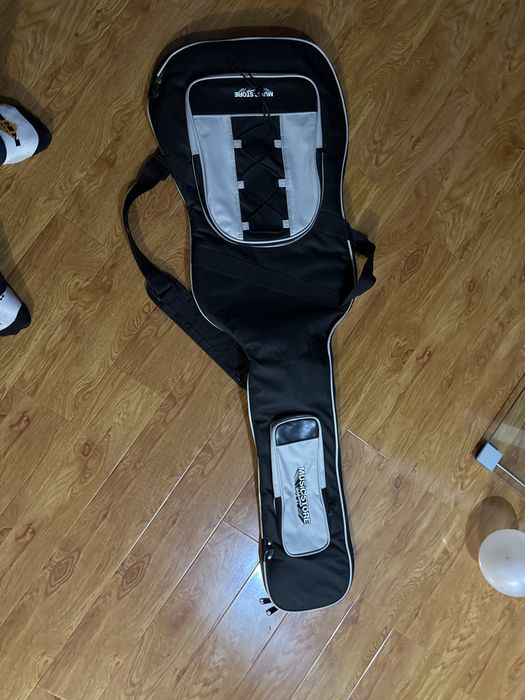 Husa Chitara tip Ghiozdan Music Store