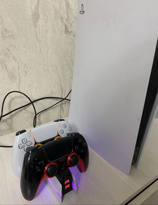 Продам док-станции для контроллеров PS5