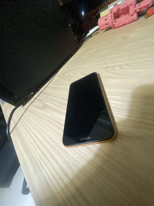 продаю huawei Y5 2019