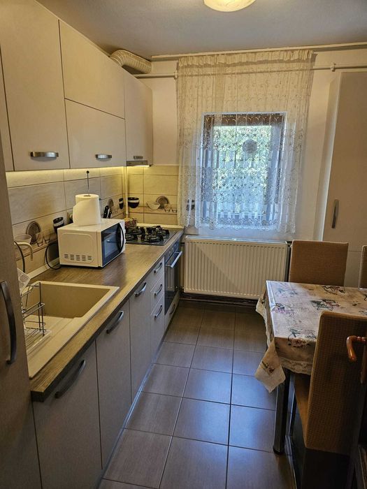 Proprietar – Închiriez apartament 2 camere semidecomandat | Str. Dositej Obradovici (Zonă excelentă), Timisoara