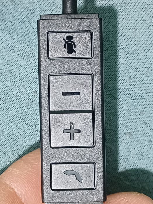Casti Logitech H570E Stereo noi in cutie