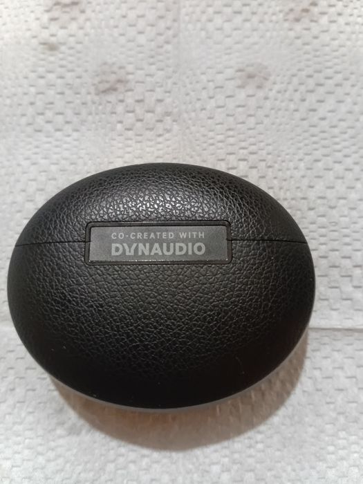 OnePlus кейс для наушников