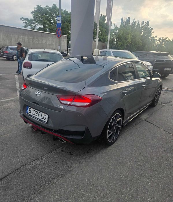 vand  hyundai  i30
