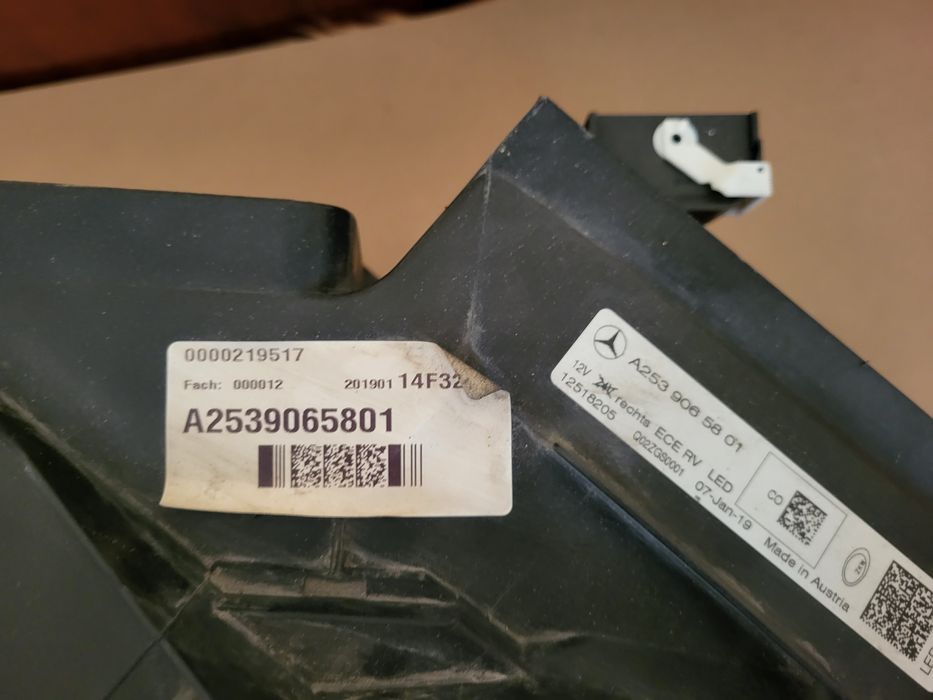 Десен фар фарове Мерцедес W253 X253 GLC LED mercedes 253