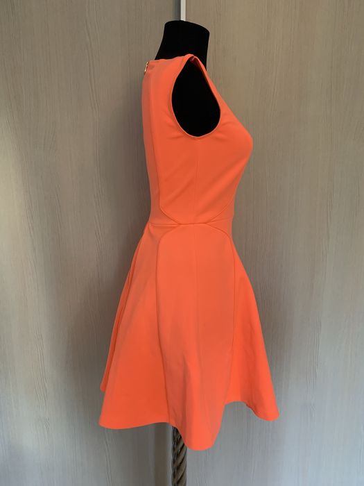 Намалена до 29.10!! Рокля Ted Baker, размер XS