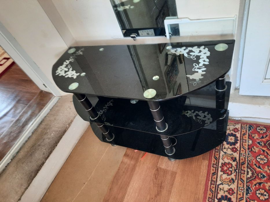 Подставка под телевизор