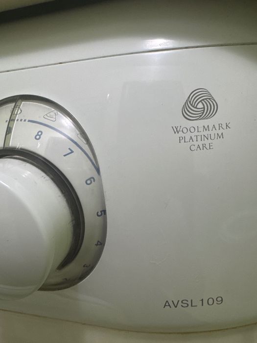 Стиральная машина Ariston