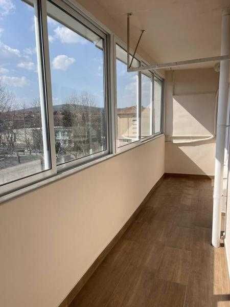 Дава се под наем Двустаен апартамент в Бургас, Меден рудник - зона А - 52 кв.м за 280.5 € - Снимка #4