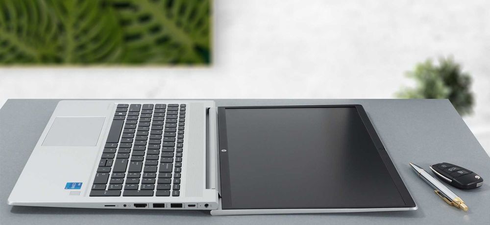 Лаптоп HP ProBook 450 G8, i5-1135G7 / 16GB DDR4 / 256GB SSD