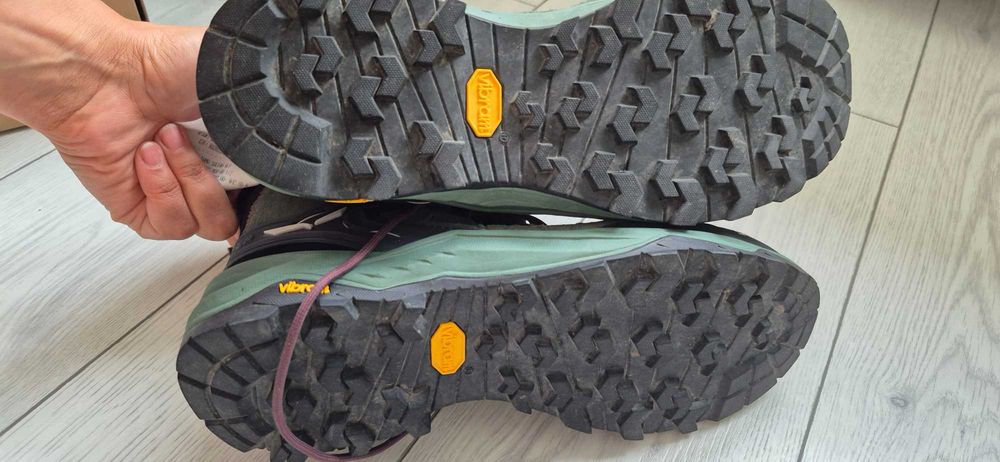 Bocanci trekking Salewa - marimea 40,5