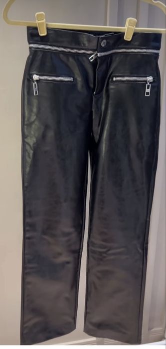 Продам куртку зара демисезон