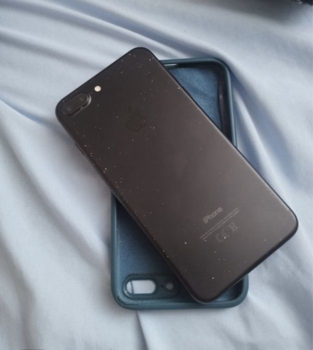 Продам Айфон 7+ без обмена