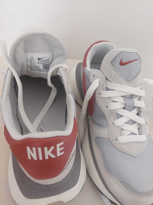 Дамски маратонки Nike