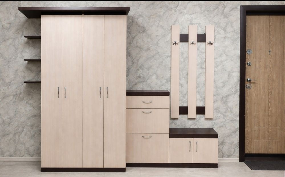 Прихожая состояние б/у