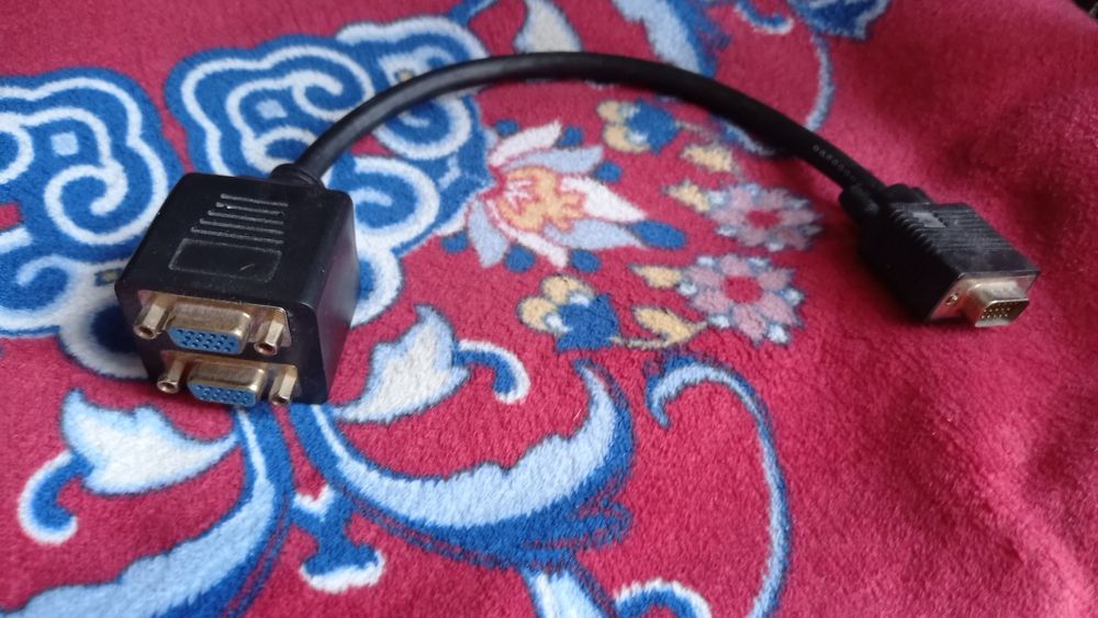 VGA разветвитель Cablexpert CC-VGAX2-20CM