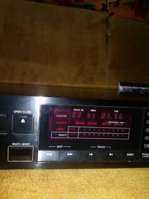 Усилвател. Дек.Сд.Аудио техника.Denon 1300