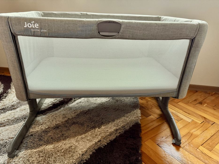 Бебешка кошара Joie roomie glide
