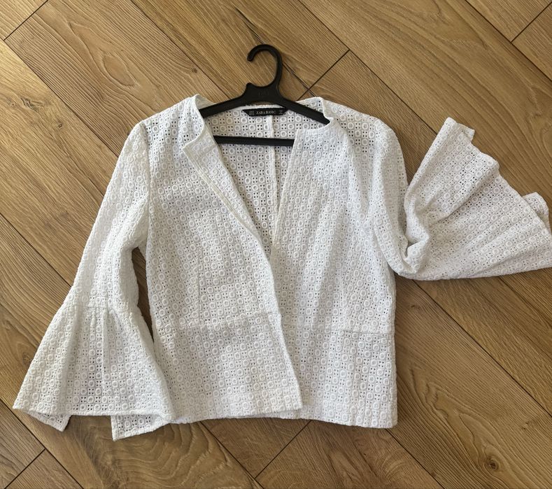 Бяло памучно сако Zara